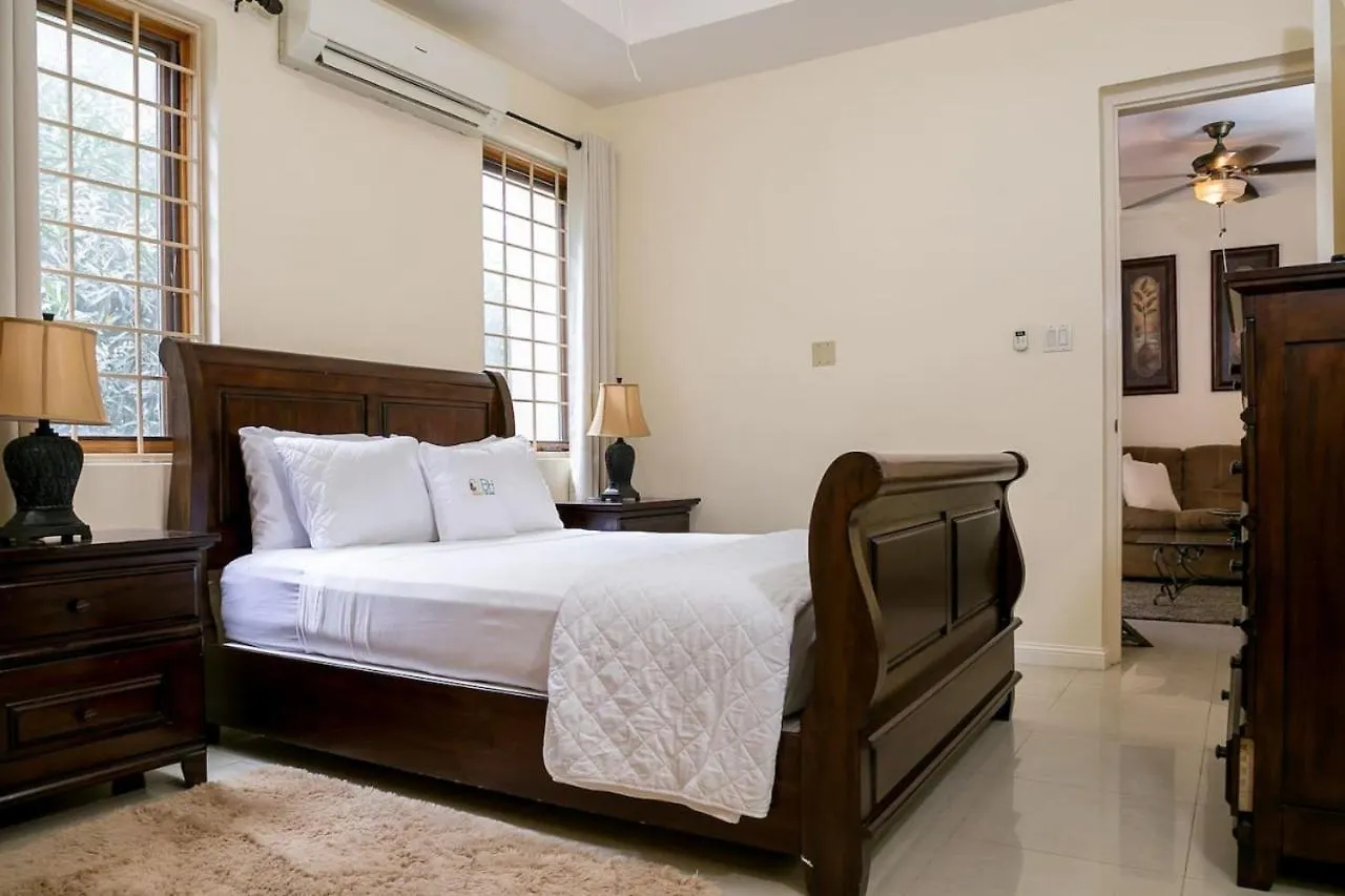 Ctbh At Argyle Apt 3 - 1-Bedroom W Pool Kingston 0*,