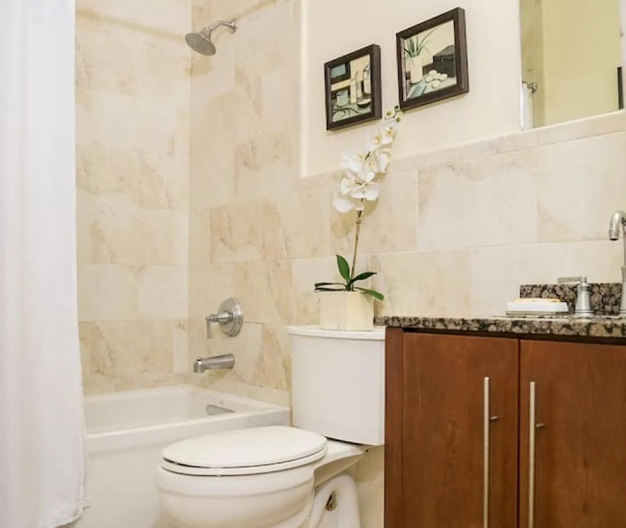 Apartment Ctbh At Argyle Apt 3 - 1-Bedroom W Pool Kingston