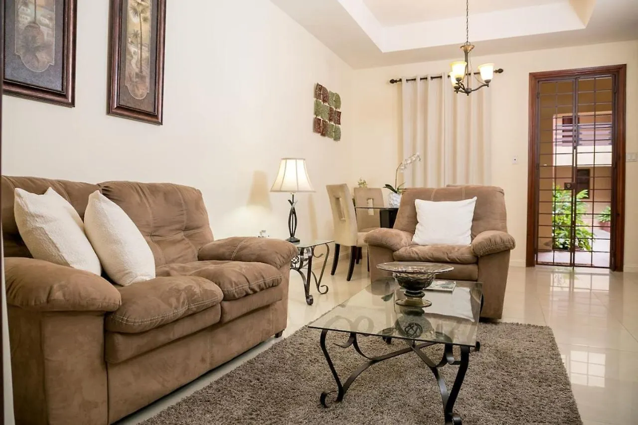 Ctbh At Argyle Apt 3 - 1-Bedroom W Pool Kingston Apartment